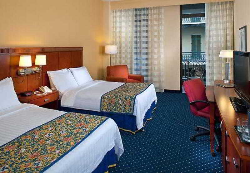Отель Courtyard By Marriott New Orleans Downtown Near The French Quarter Экстерьер фото